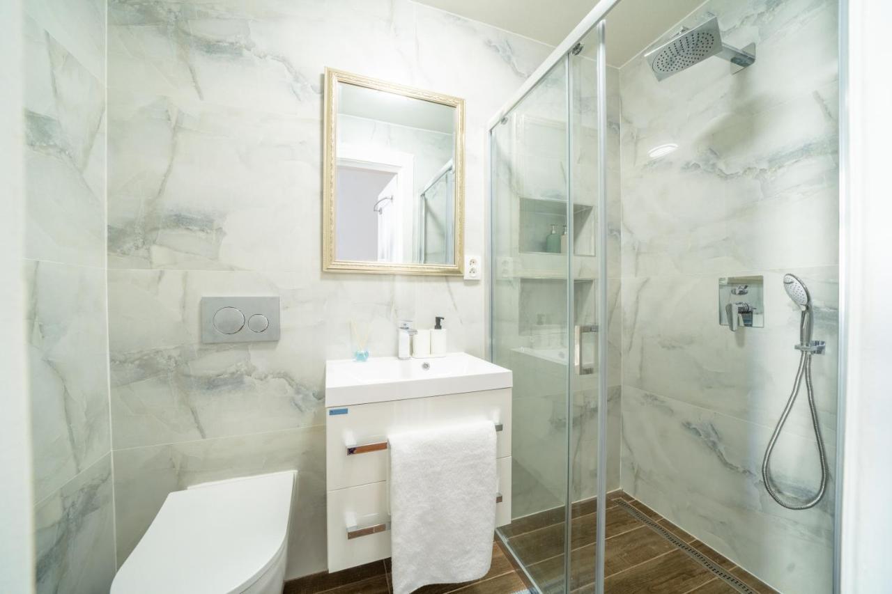 Exclusive Apartment With A View Of Prague Castle And Vltava River Dış mekan fotoğraf