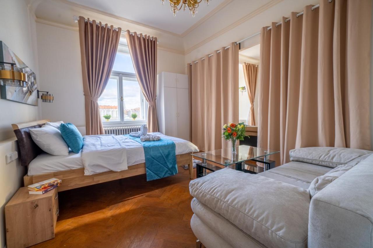 Exclusive Apartment With A View Of Prague Castle And Vltava River Dış mekan fotoğraf