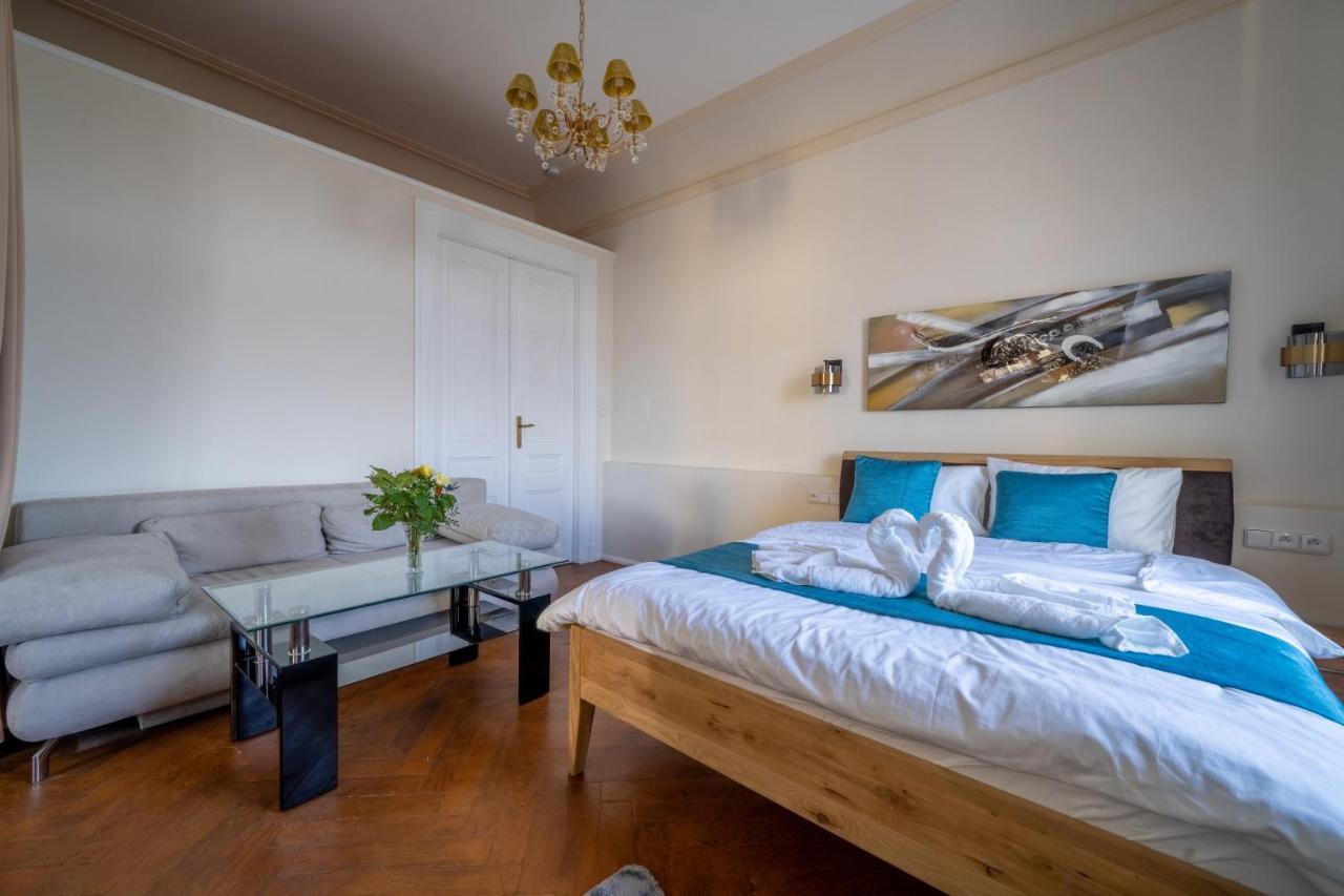 Exclusive Apartment With A View Of Prague Castle And Vltava River Dış mekan fotoğraf