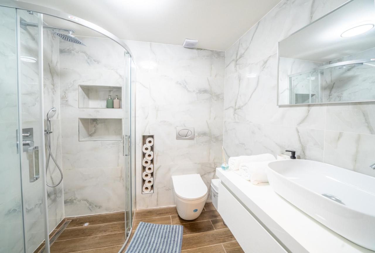 Exclusive Apartment With A View Of Prague Castle And Vltava River Dış mekan fotoğraf