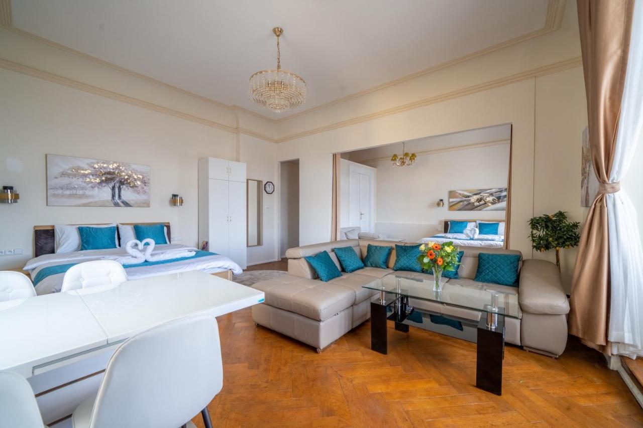 Exclusive Apartment With A View Of Prague Castle And Vltava River Dış mekan fotoğraf
